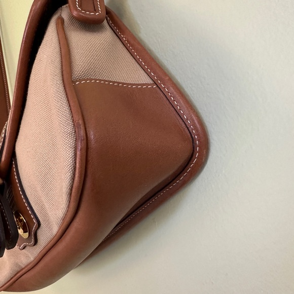 COACH VTG LEGACY DEMI BROWN CANVAS LEATHER FLAP SHOULDER BAG SMALL PURSE 9120 - Picture 4 of 13